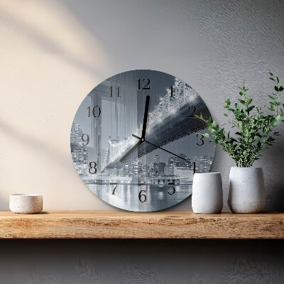 Round wall clock Bridge