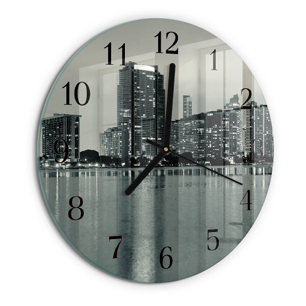 Round wall clock Horizon