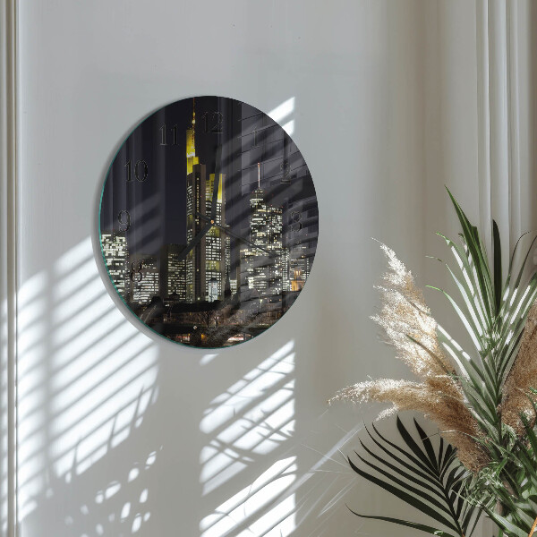 Round wall clock Horizon