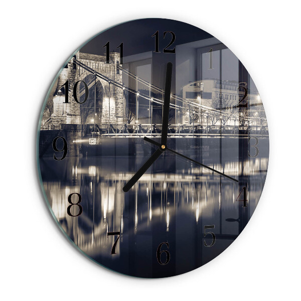 Round wall clock Bridge