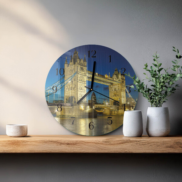 Round wall clock London Bridge