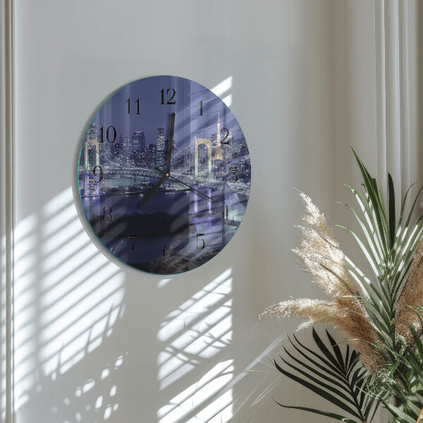 Round wall clock Bridge