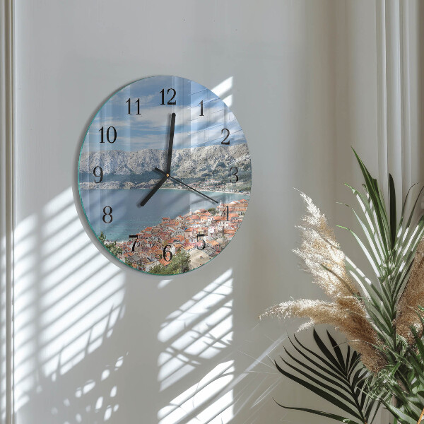 Round wall clock Bay