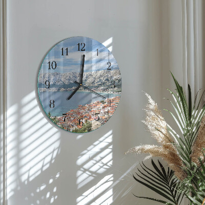 Round wall clock Bay