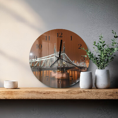 Round wall clock Bridge