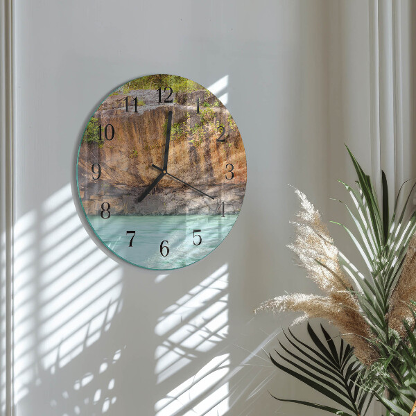 Round wall clock Cliff