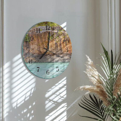 Round wall clock Cliff