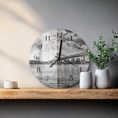 Round wall clock Bridge