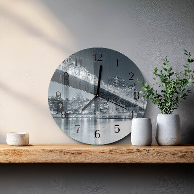 Round wall clock Bridge