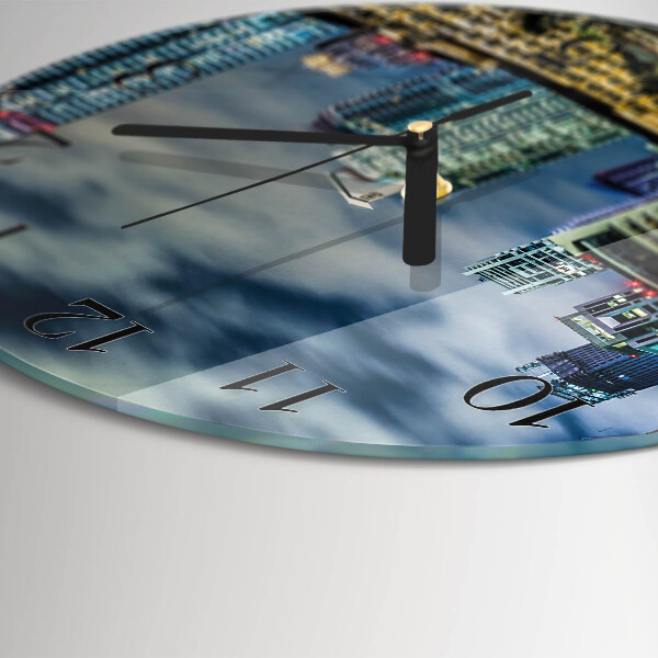 Round wall clock Night on the Town