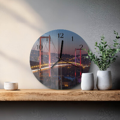 Round wall clock Bridge