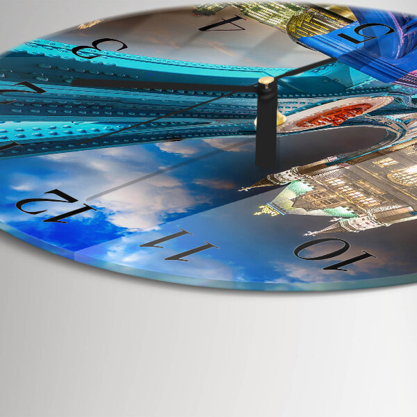 Round wall clock Bridge