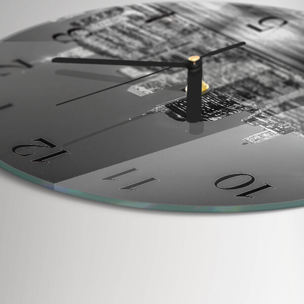 Round wall clock Horizon