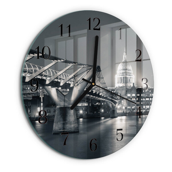 Round wall clock Horizon