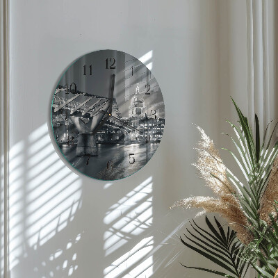 Round wall clock Horizon