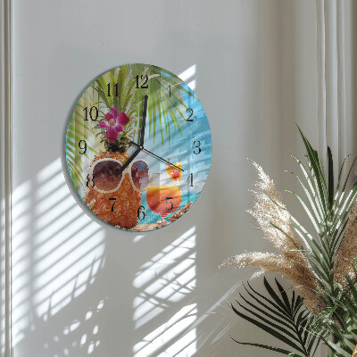 Round wall clock Holidays