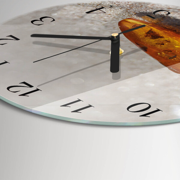 Round wall clock Amber