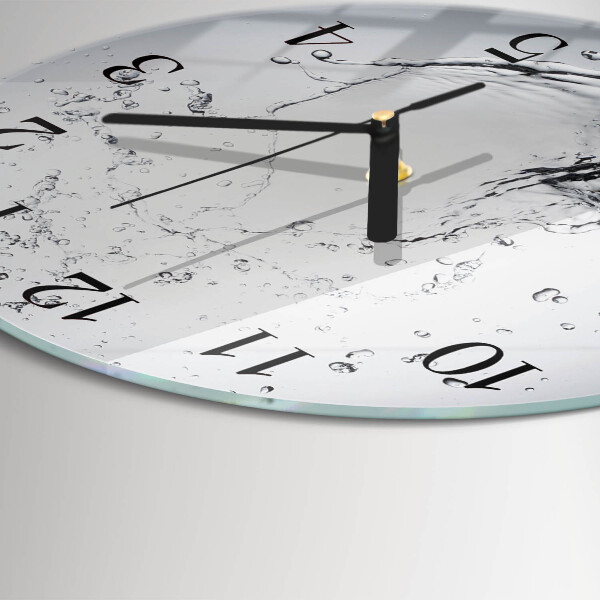 Round wall clock Water