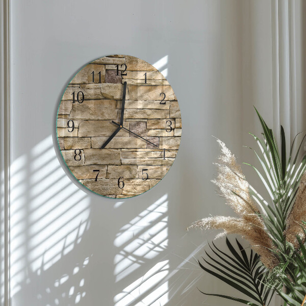 Round wall clock Wall