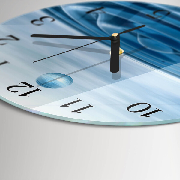 Round wall clock Water