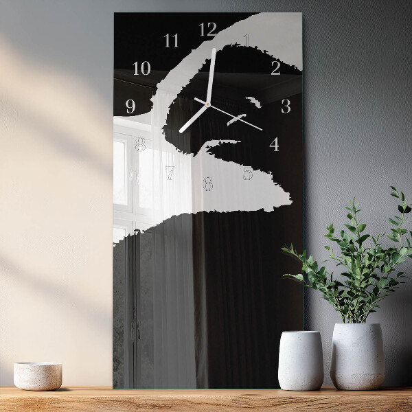 Vertical wall clock Abstraction