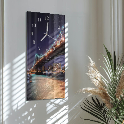 Vertical wall clock Bridge
