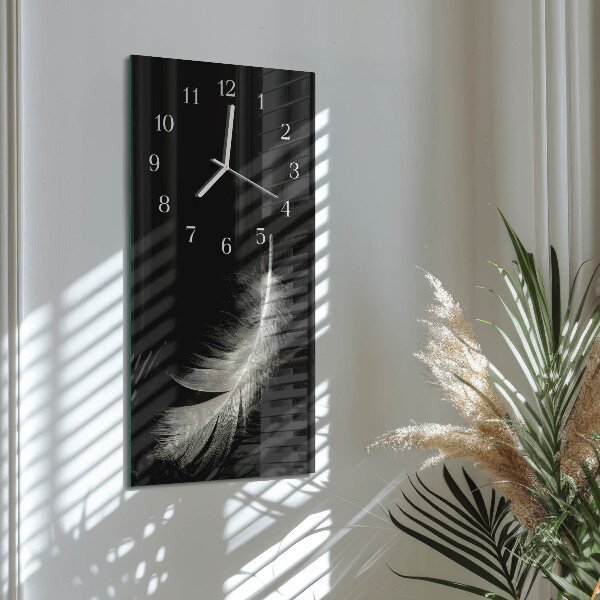 Vertical wall clock Pen