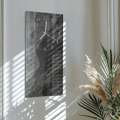 Vertical wall clock Pattern