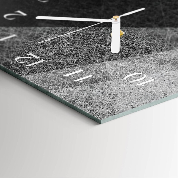 Vertical wall clock Pattern
