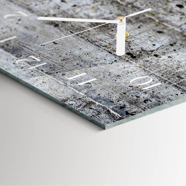Vertical wall clock Floor