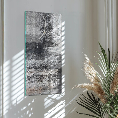 Vertical wall clock Contrast