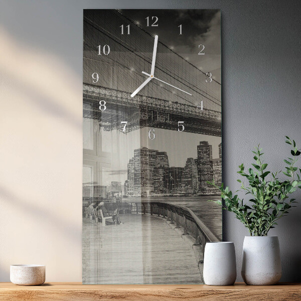 Vertical wall clock Perspectives
