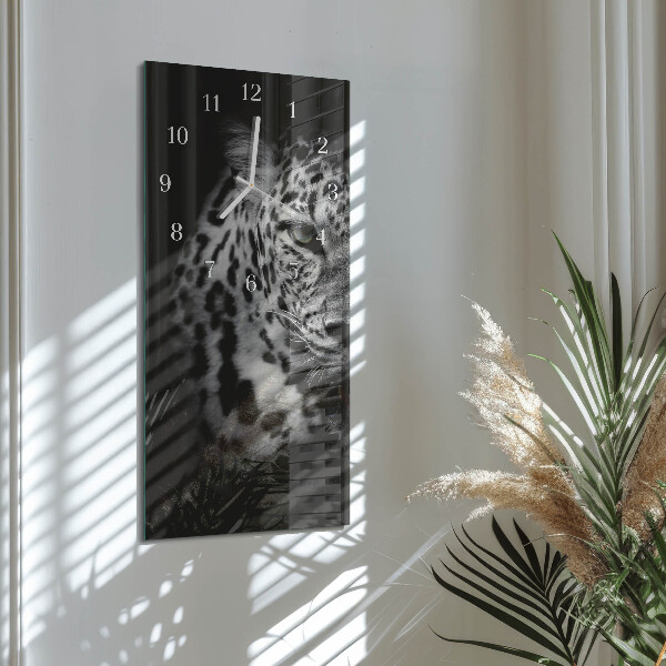Vertical wall clock Tiger