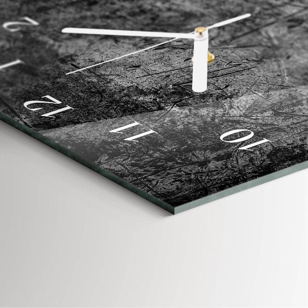 Vertical wall clock Pattern