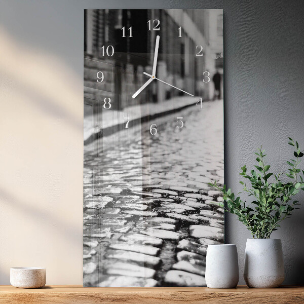 Vertical wall clock Route