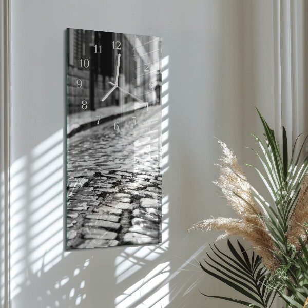 Vertical wall clock Route