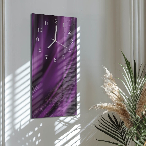 Vertical wall clock Abstraction