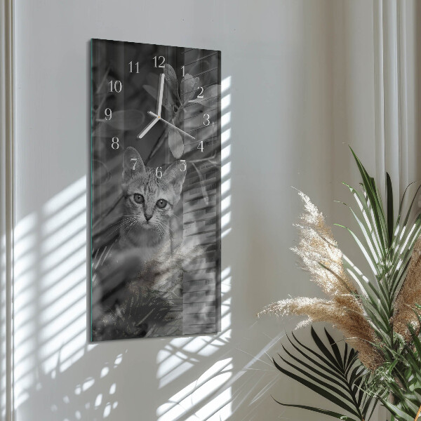 Vertical wall clock Cat