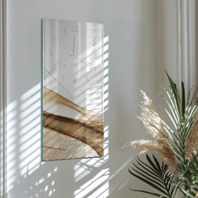 Vertical wall clock Abstraction
