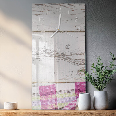 Vertical wall clock Table