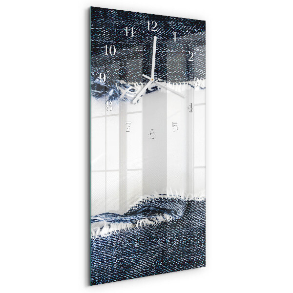 Vertical wall clock Abstraction