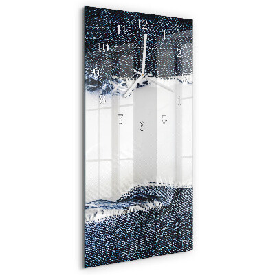 Vertical wall clock Abstraction