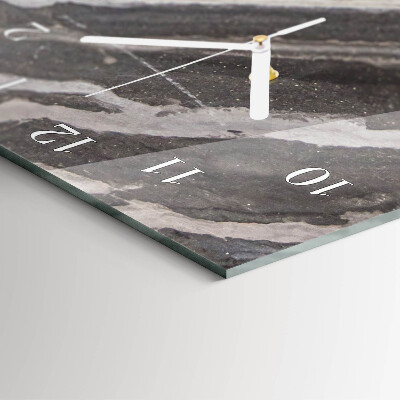 Vertical wall clock Table