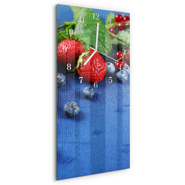 Vertical wall clock Berry