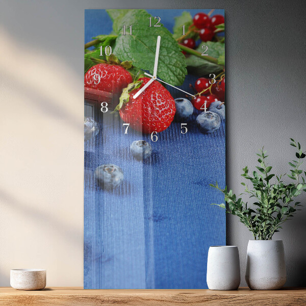 Vertical wall clock Berry
