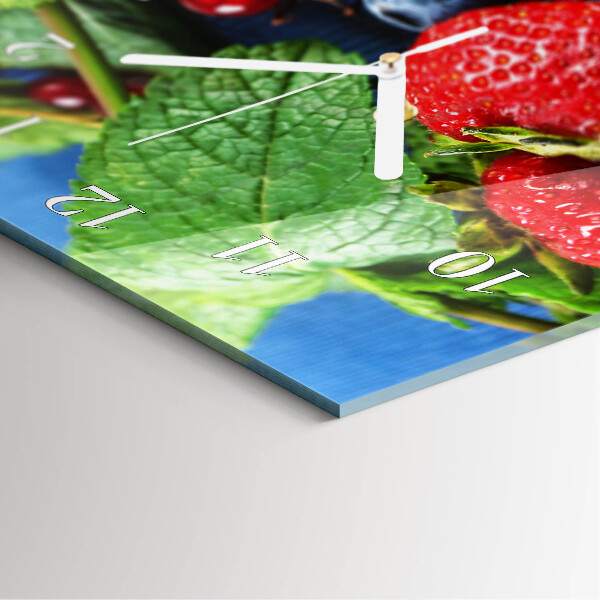 Vertical wall clock Berry