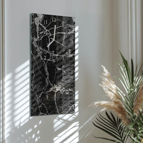 Vertical wall clock Pattern