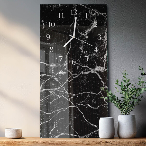 Vertical wall clock Pattern