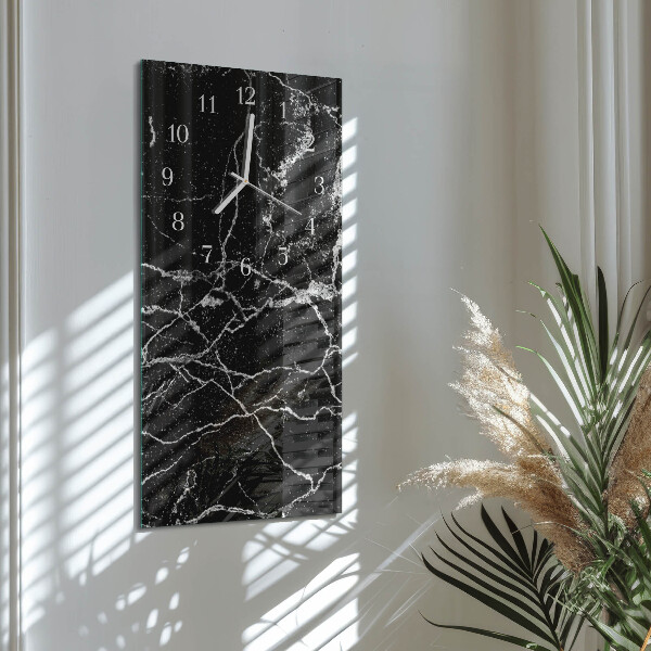 Vertical wall clock Pattern
