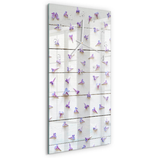 Vertical wall clock Pattern